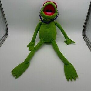 Macy's Vintage Kermit the Frog Plush Stuffed Animal Green Hat Scarf